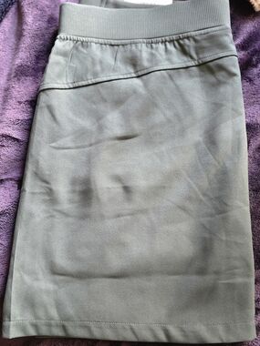 32 Degrees Olive Stretch Pencil Skirt with Rib Waistband